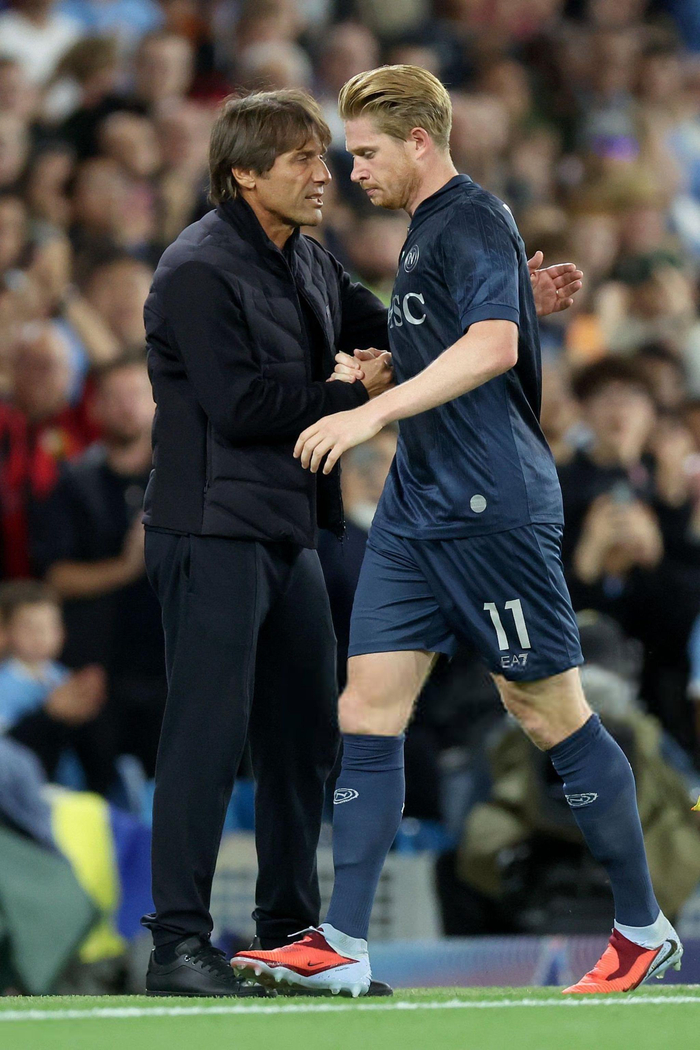 爱游戏体育平台德布劳内连续五场比赛得分超过惊艳表现风云突变那不勒斯今晚刷新队史纪录，休斯敦火箭围绕欧篮联外线爆发瞬间刷屏的简单介绍